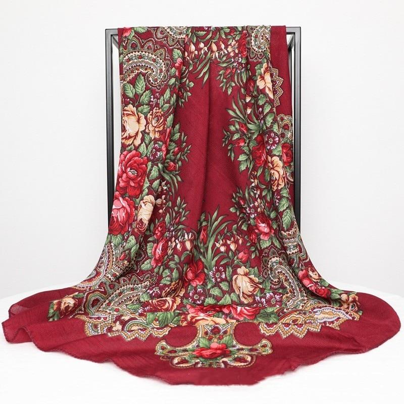 Женский квадратный шарф с цветочным принтом в русском стиле