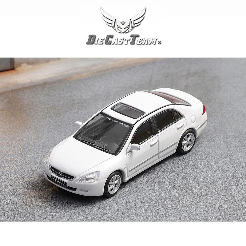 AAALZ1 DCT 1/64 Honda 7th Generation Accord Car Alloy Motor Vehicle Diecast Metal Model Kids Xmas Gift Toys for Boys