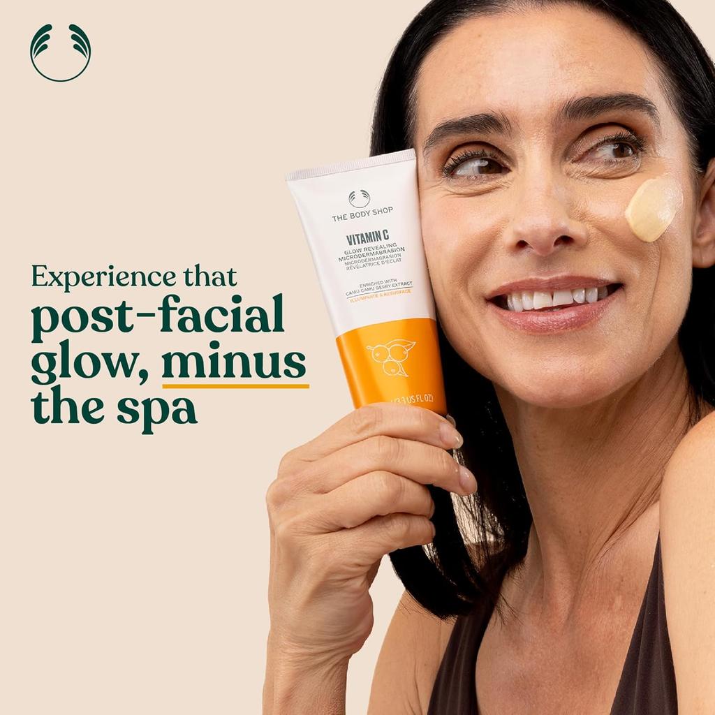 The Body Shop Микродермабразия Витамин С Скраб для лица 100 мл Упаковка 1 Для гладкой сияющей кожи