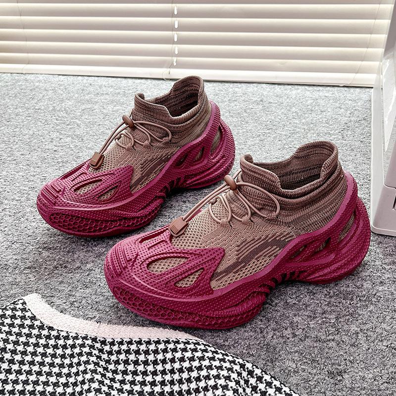Flying Weaving Women's New Sports Shoes Female Students Versatile Air Cushion Shoes Word Breathable Mesh Shoes Running Women's Shoes