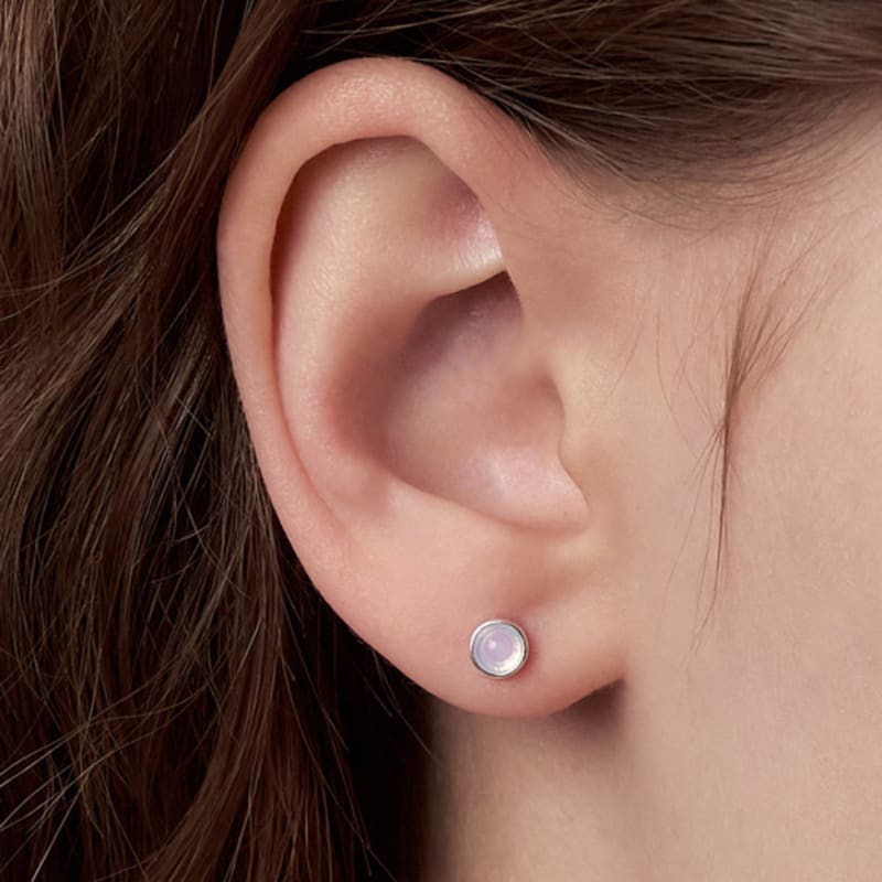 engbrox Milky Moonstone Earring