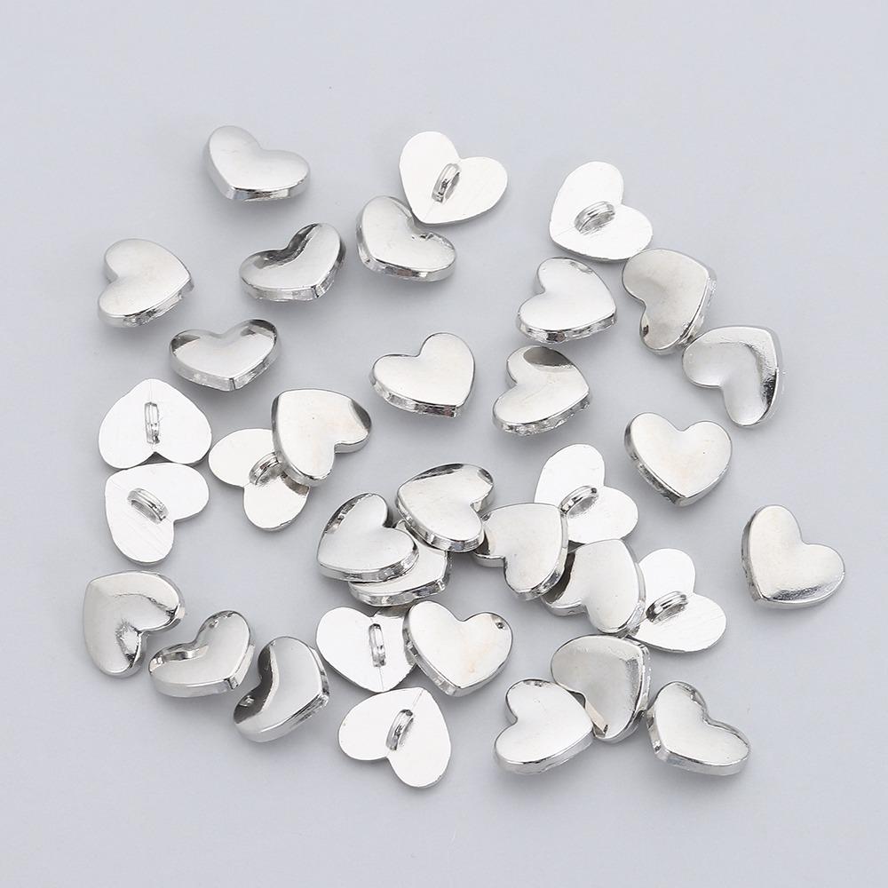 40pcs 8mm Doll Heart Shape Buttons DIY Metal Ultra-small Buckles Mini Doll Coat Buckle For 1/6 Doll Clothing Buckles Accessories