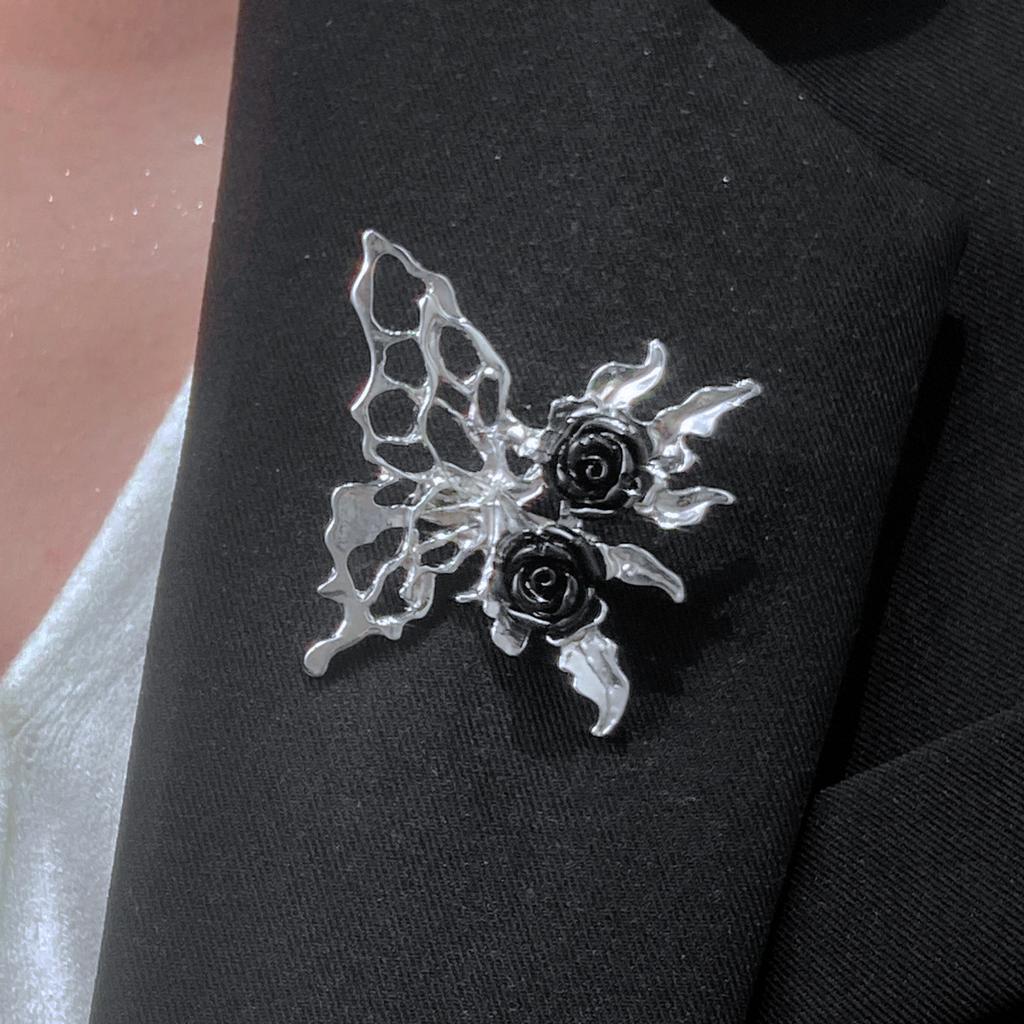 New European and American Dark Hollow Butterfly Rose Earrings with Cold Style Gothic Earrings