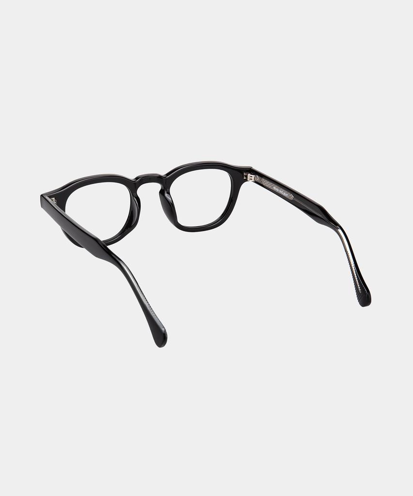 Binikeupeulojegteu Essential004 C1 Черный