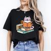 Футболка с кошкой, читающей книгу, подарок Кофе книги Кошачья мама Унисекс Футболка Черный Темно-синий Темный Он