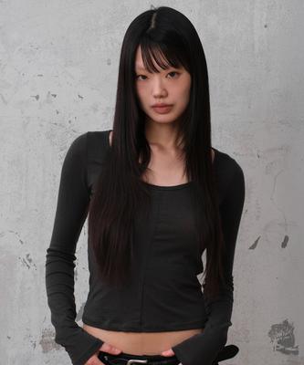 Дайбеуинумеон Лонгслив с V-образным вырезом (хаки)