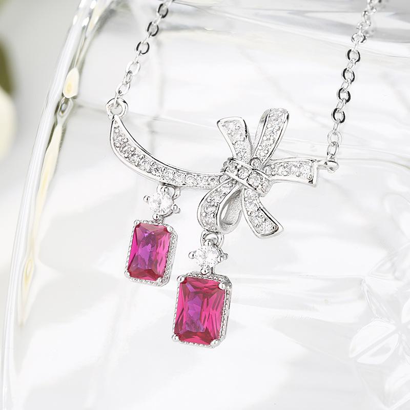 Jewelry Necklace Jewelry Ruby Zircon Pendant Fashion Emerald Butterfly Clavicle Chain New Women's