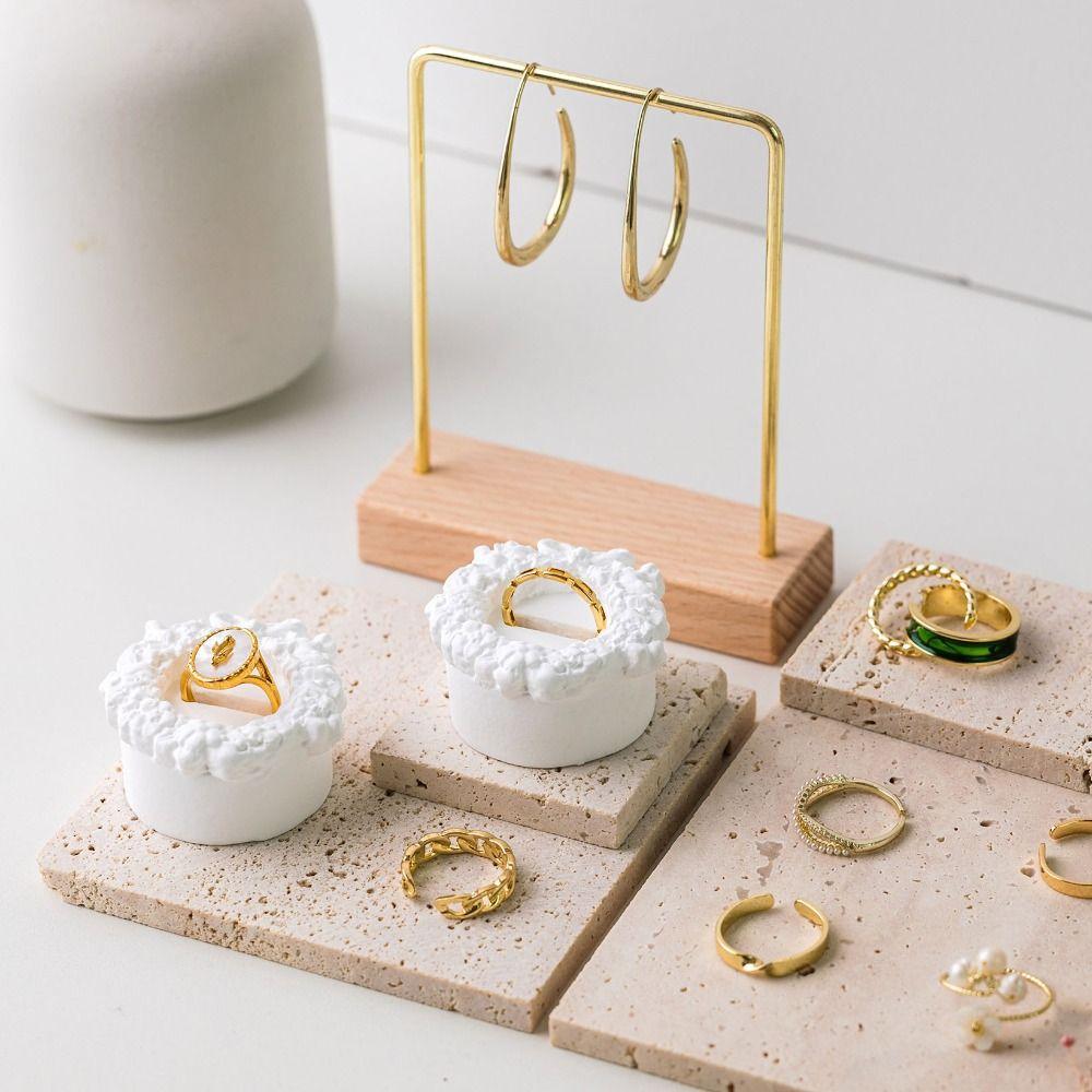 Vintage Plaster Ring Holder White Gypsum Ring Display Rack Cake Shape Ring Stand  High Quality