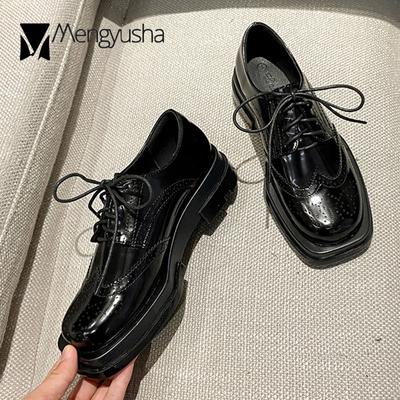 Модные туфли на плоской подошве женские туфли-броги из лакированной кожи блестящие резные узоры оксфорды толстые каблуки маленькие кожаные туфли женские мокасины на шнуровке