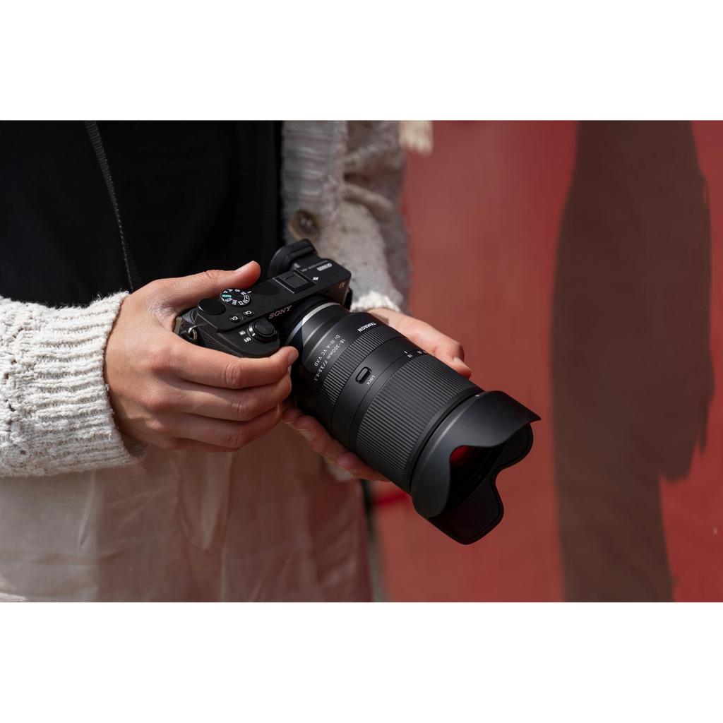 Tamron 18-300mm F3.5-6.3 Di III-A VC VXD Lens for Fujifilm X-Mount [B061X] - All-in-One Zoom Lens