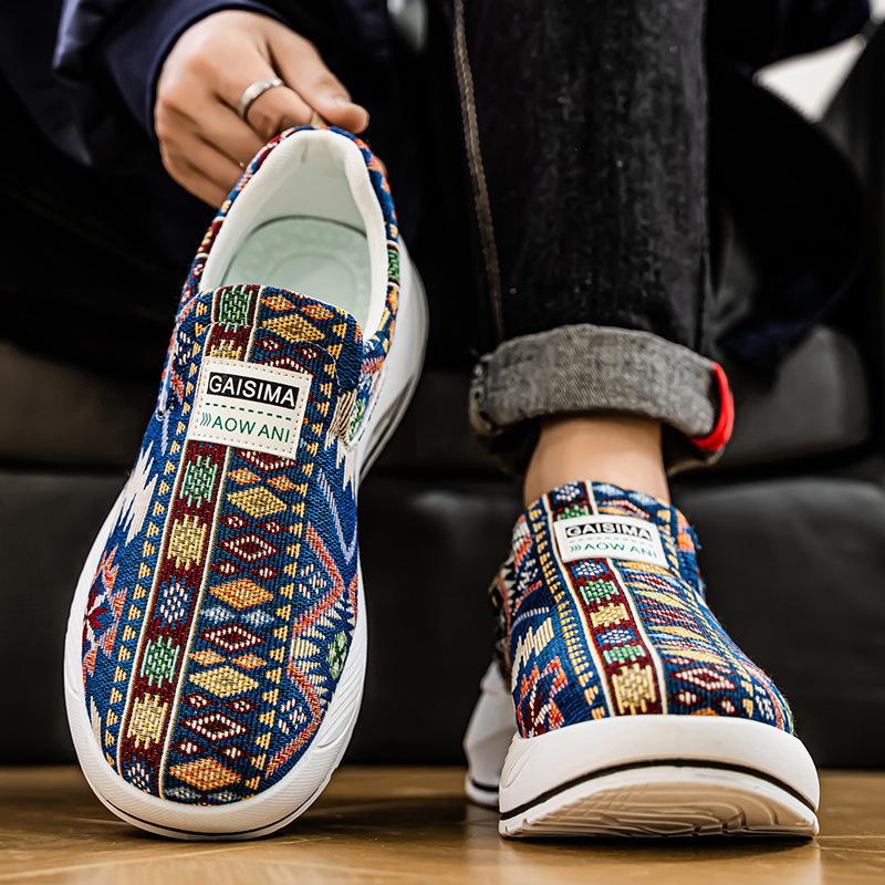 Весенняя новая обувь для мужчин парусиновые повседневные туфли трендовый принт на толстой подошве плоские туфли для скейтборда молодежные лоферы слипоны