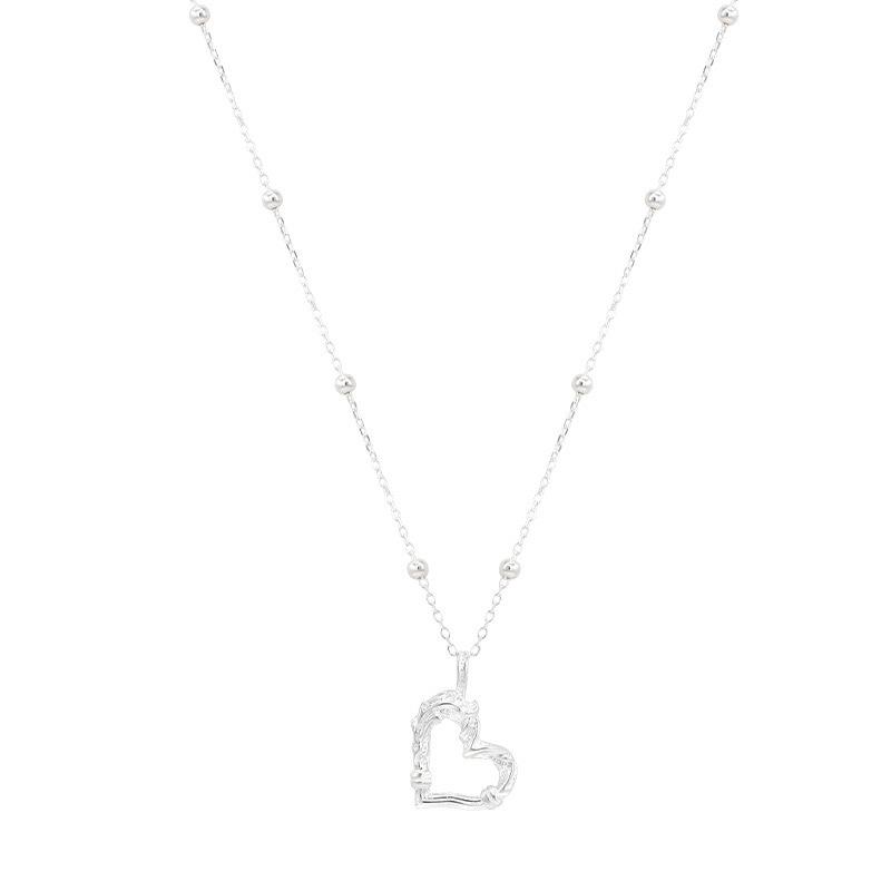 Love Necklace Women's Light Luxury Niche Design High-end Color-sensitive Heart-shaped Pendant Simple Temperament Clavicle Chain