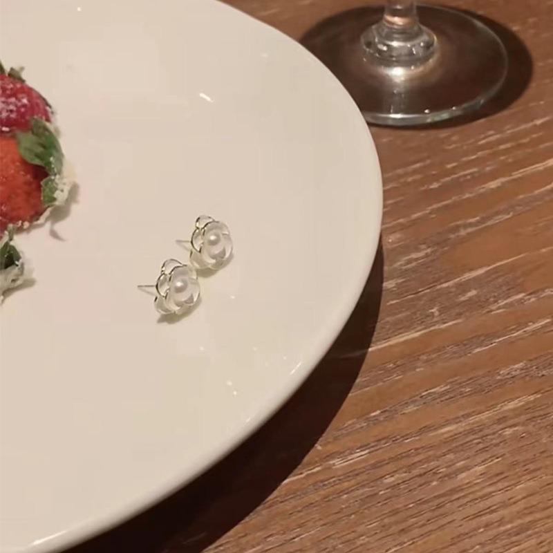Серьги White Camellia Light Luxury, новые женские серьги высокого качества, стильные, для студентов, подарок на день рождения, аксессуары