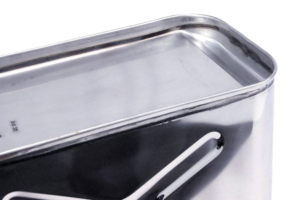 Вертикальная канистра из нержавеющей стали Emerson 10 л, соответствующая Закону о пожарной службе, толщина стального листа ООН, тройная ручка, носик может храниться в канистре