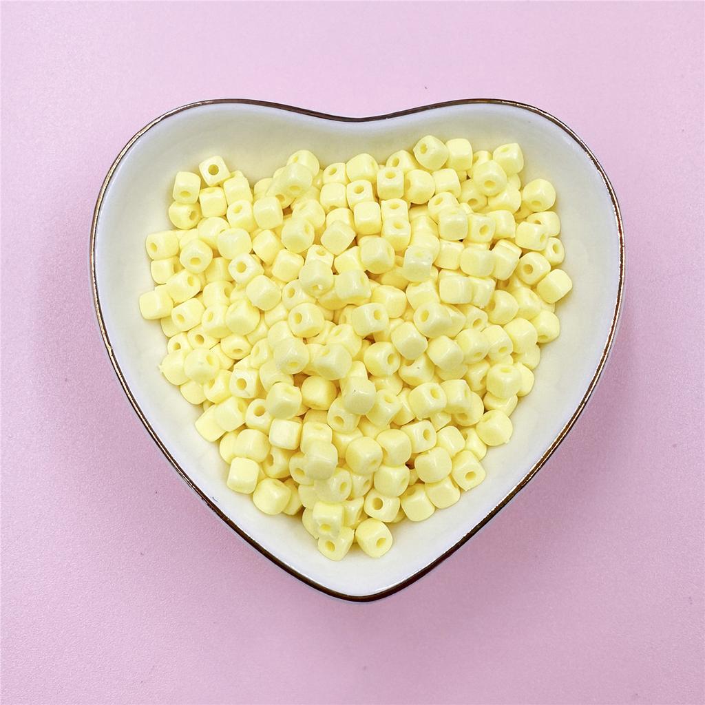 Модные ювелирные изделия аксессуары ручной работы бисерные аксессуары 200 шт 4 мм свободные бусины акриловые квадратные для браслета ожерелья своими руками