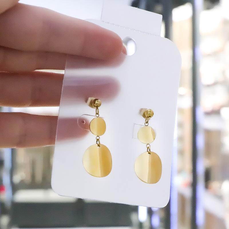 Маленький комплект сережек в стиле аромата, легкие роскошные серьги из титановой стали высокого класса, серьги в прошлом, новый стиль, темпераментные серьги