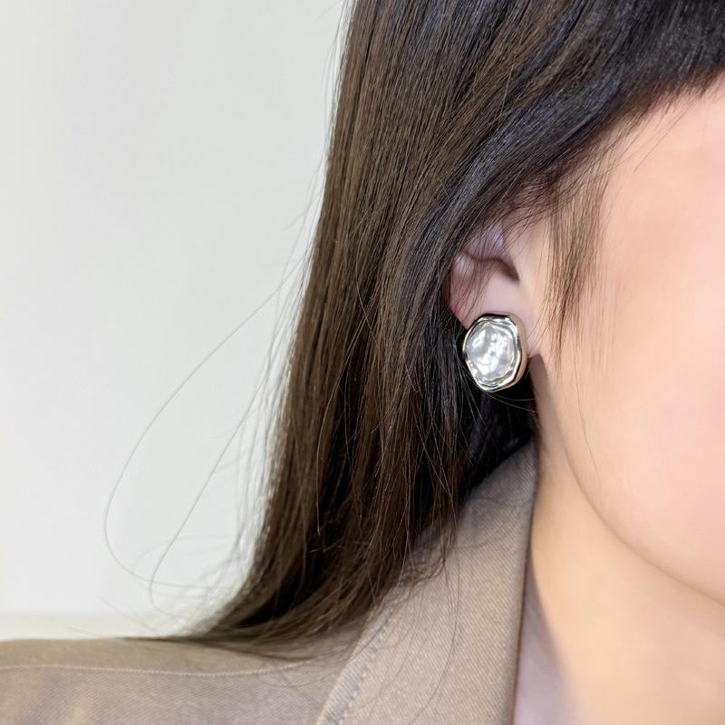 Элегантные геометрические индивидуальные серьги с жемчугом и металлом для женщин, ювелирные изделия золотого, серебряного цвета