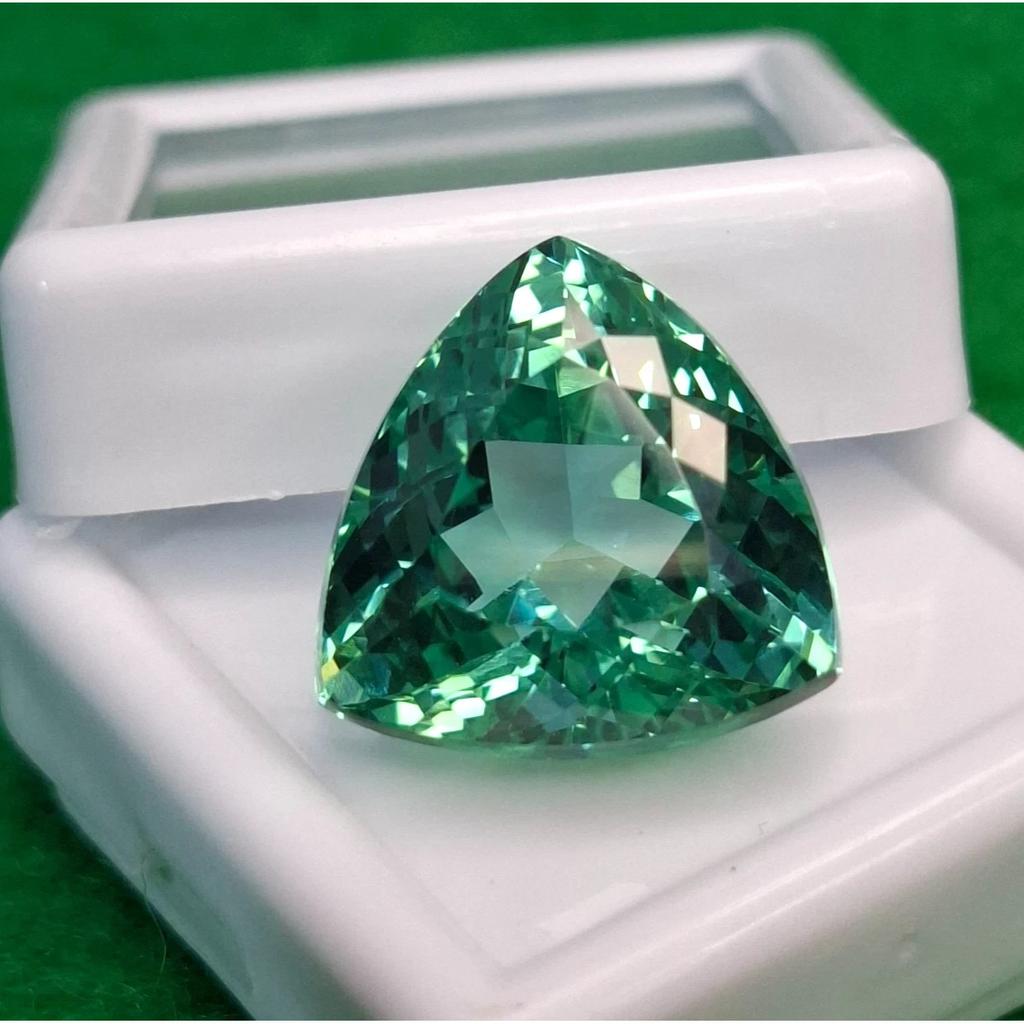 Fabulous Natural Green Parti Sapphire 19-21 Ct Trillion Cut Certified Gemstone