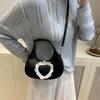 Niche Design Underarm Bag 2025 Autumn New Simple Fashion Casual Shoulder Bag Trend Love Handbag Women