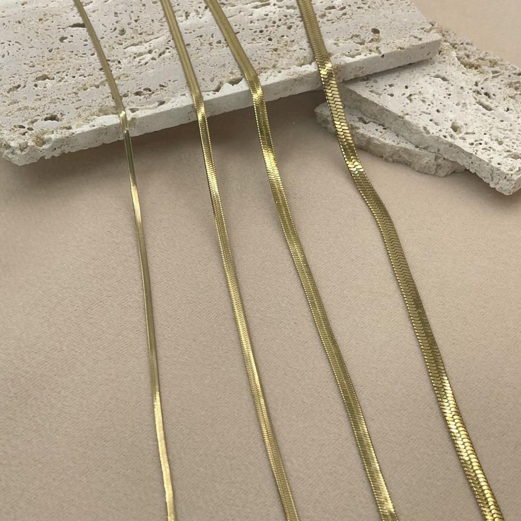 Unisex Snake Chain Necklace Choker Stainless Steel Herringbone Gold Color Fashion Jewelry Gift for Her Women and Men