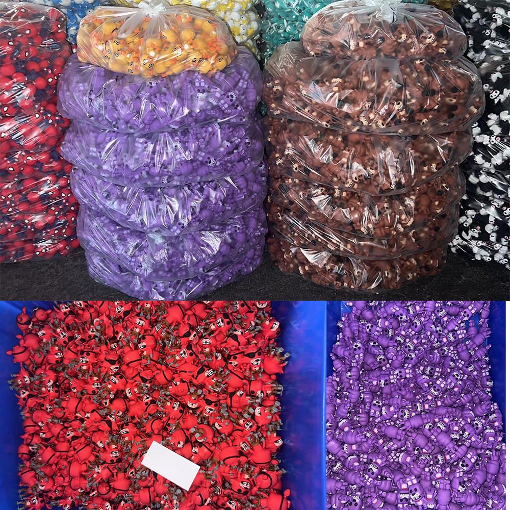 Плюшевый брелок в виде милого животного, уникальный аксессуар для рюкзака в виде медведя для ключей и подарков