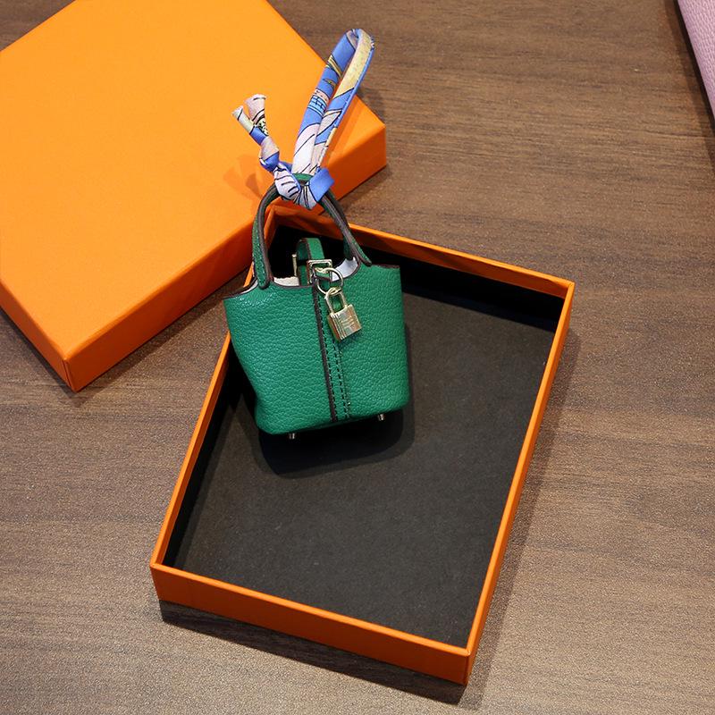 Стильный кожаный брелок и аксессуар для сумки для наушников - Милая и креативная женская модная подвеска