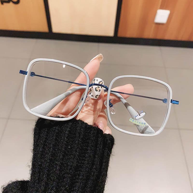 New Fashion Square Reading Anti Blue Light Glasses Women Brand Designer White Female Eyeglasses Metal Frame Transparent Glasses