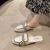 Туфли мягкие женские тапочки и сандалии женские мюли шлепанцы белые лето 2024 года на открытом воздухе низкий каблук корейский стиль тренд повседневный оригинальный