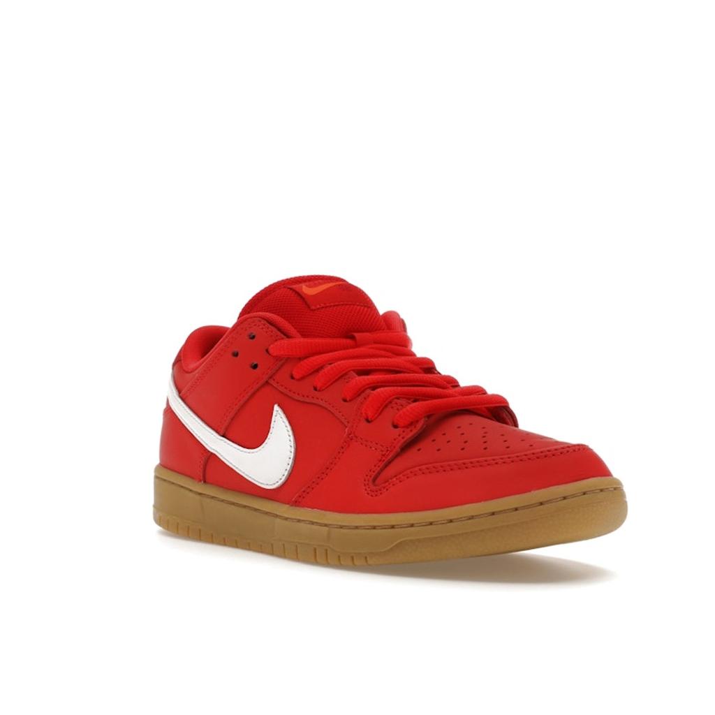 Nike Кроссовки унисекс Dunk Low Pro SB University Red Gum White Gum-Light-Brown Gym-Red FJ1674-600