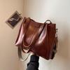 Женская сумка ретро универсальная сумка-тоут большой вместимости 2025 новая женская сумочка повседневная на плечо мессенджер
