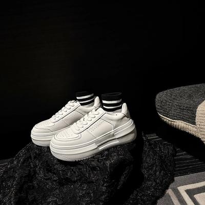 Женская обувь – Кроссовки