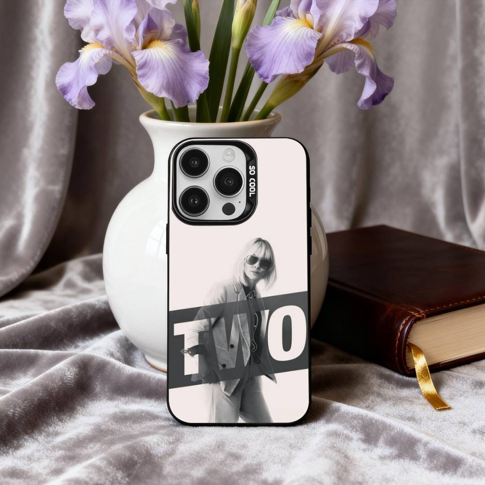 C-Cate-E B-Blanchett Actress Phone Case For iPhone17,16,15,14,13,12,11 Plus,Pro Max Black Candy silver phone case