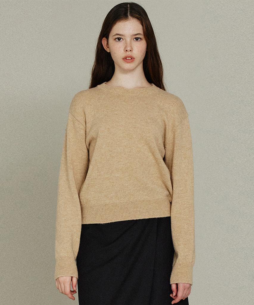 ITOV SEOUL Slit Button Round Knit Be