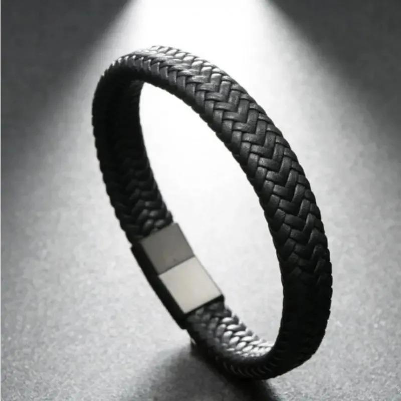 Men's Bracelets Vintage Woven PU Leather Rope Magnetic Bracelet High Quality Bangle Elegant Gifts Ornaments