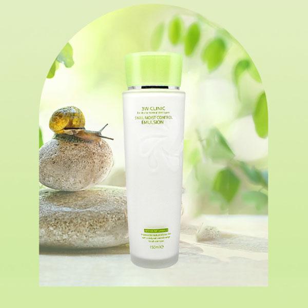 3w Clinic Набор из 3 средств по уходу за кожей Snail Moist Control (Тонер+Эмульсия+Крем)