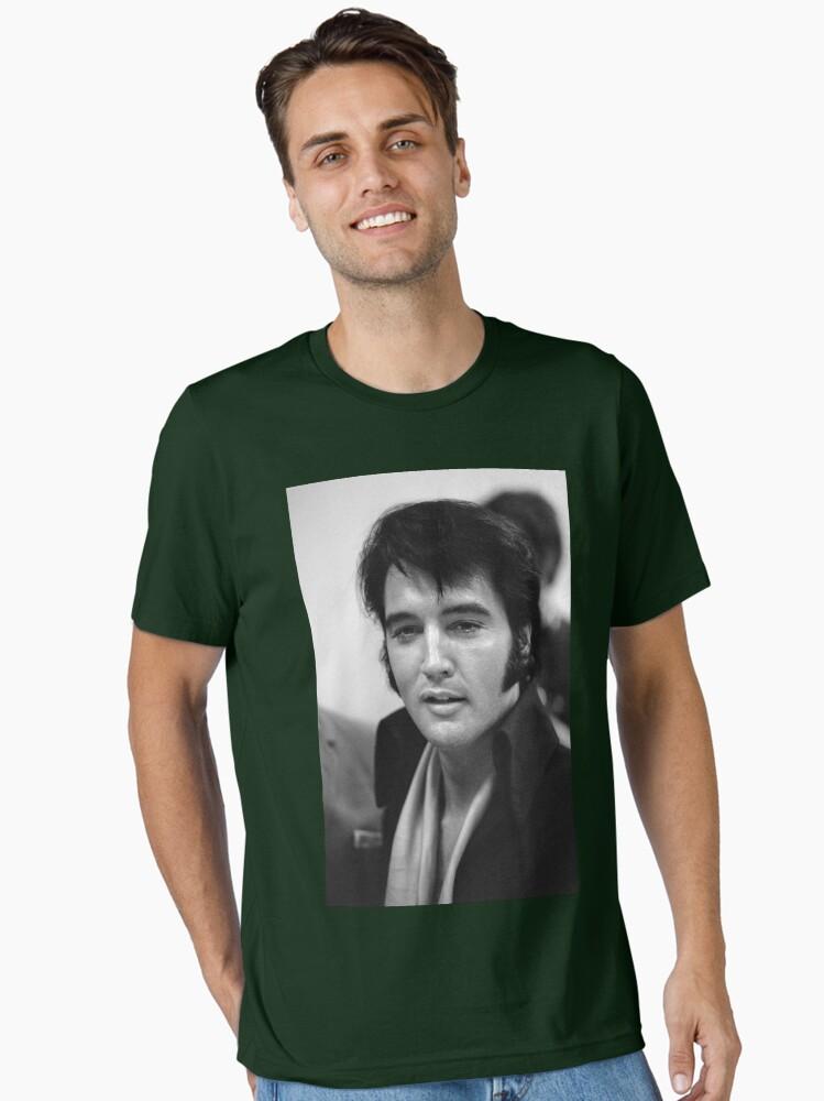 Elvis Presley Finding Her Voice Poster Essential T-Shirt