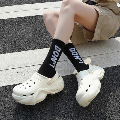 Модные повседневные женские летние тапочки с закрытым носком