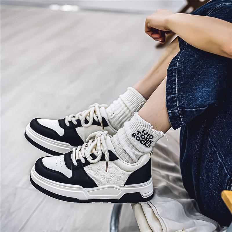 New Men And Women's Classic Fashion Low Top Thick Sole Skateboarding Breathable Shoes Students Boys Trending Comfortable Soft Sole Gym Sneakers