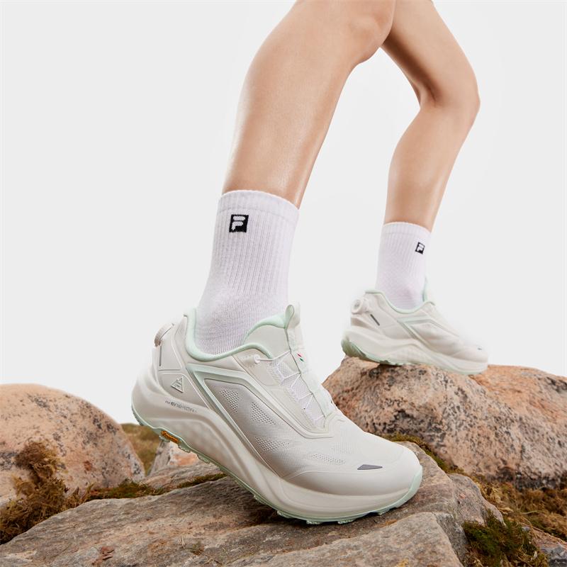 Fila BOA износостойкие дышащие низкие уличные ботинки женские Ярко-белые A12W431204FBW