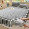 Milk Velvet Bed Skirt 3-piece Quilted Thickened Warm Non-slip Coral Flannel Bedspread