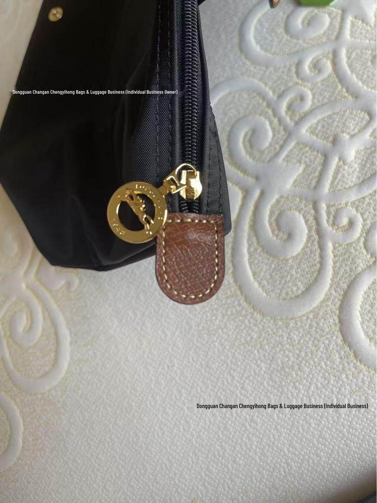 Сумка Longxiang 70th Anniversary Classic из водонепроницаемого нейлона, наплечная, женская, большая вместительная.