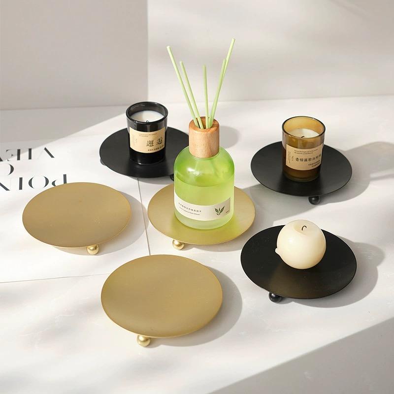 Candle Holders Modern Metal Candlestick Wedding Candle Stand Exquisite Desktop Party Decor for Home Office Decor