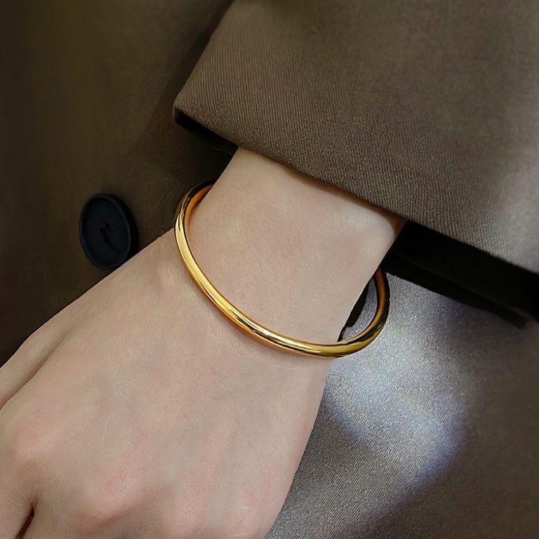 Элегантный этнический золотой браслет из титановой стали для женщин - Не тускнеющий и вневременной дизайн