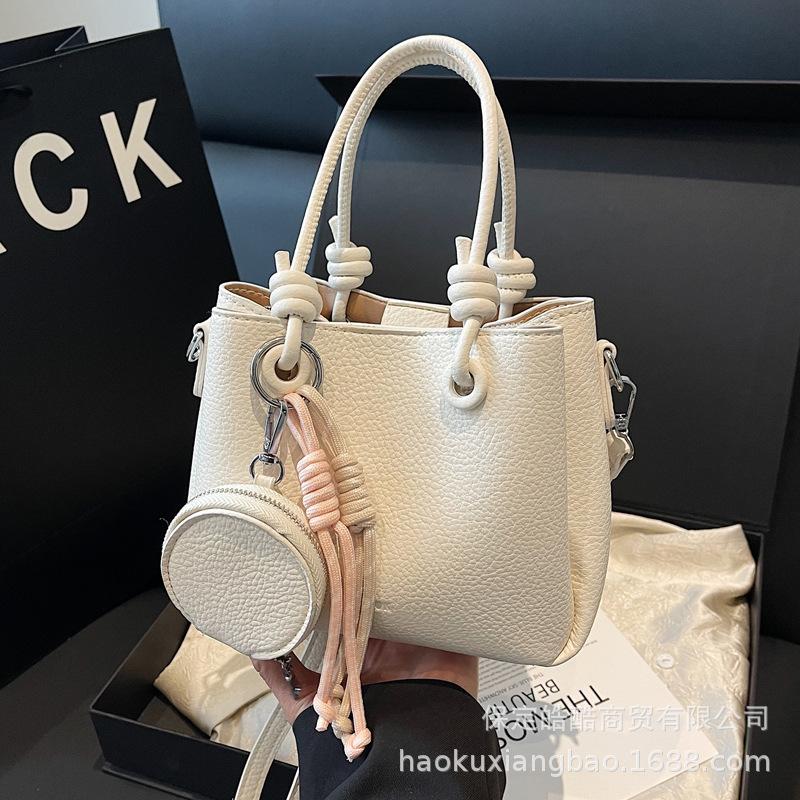 Портативная универсальная повседневная сумка-ведро 2025 весна новая корейская версия модная высококлассная сумка на плечо сумка-мессенджер для поездок на работу