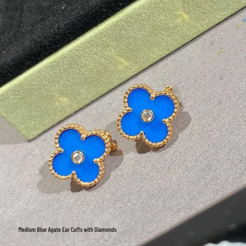 High-Version 18K Rose Gold Earrings: Four-Leaf Clover with White Mother-of-Pearl & Red Agate - Fashionable, Luxurious, INS Style.