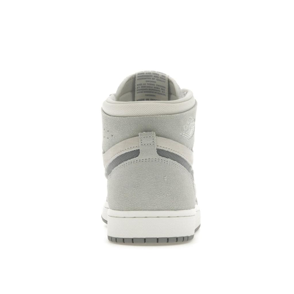 Мужские кроссовки Air Jordan 1 High Zoom Comfort 2 Particle Grey Summit-White Light-Silver Sail DV1307-101