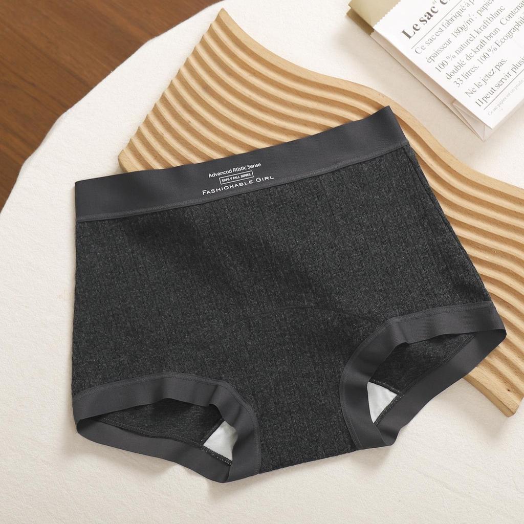 Gray Antibacterial Women's Pure Cotton Seamless Boxer Briefs - Mid-Waist, Breathable, Comfortable, Hip-Wrapping Underwear.