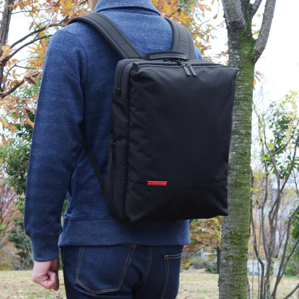 Manhattan Passage 7016BK Хорошо организованный городской рюкзак (черный)