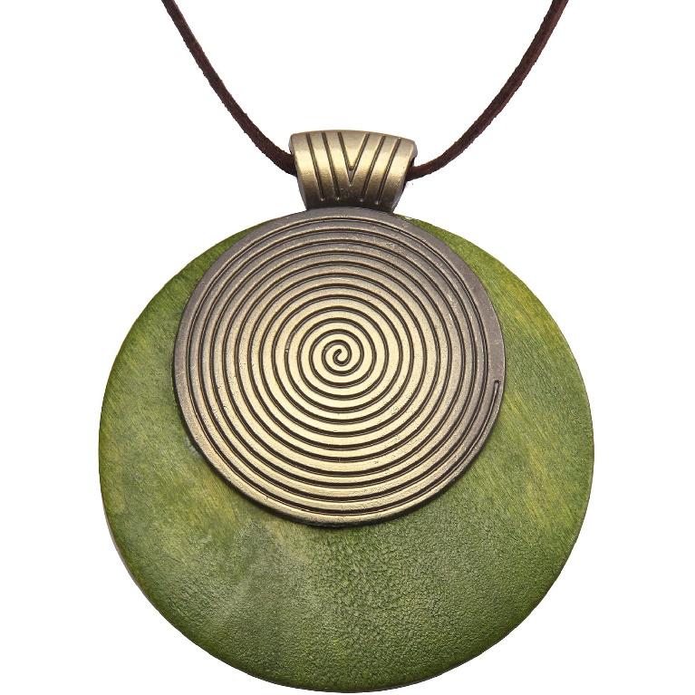 Leather Necklace for Women Boho Choker Necklace Long Cord Leather Pendant Bohemian Neckalce Vintage Alloy Pendant Leather Rope Necklace Wooden