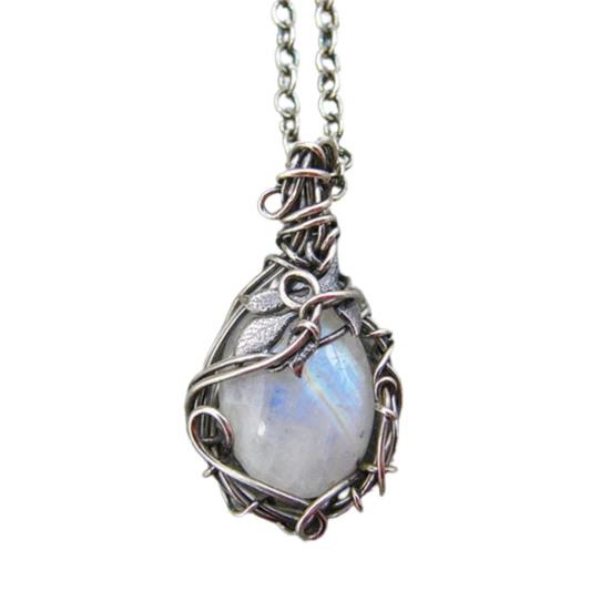 Great Clavicle Necklace Retro Skin-friendly Fine Workmanship Faux Moonstone Pendant Charm
